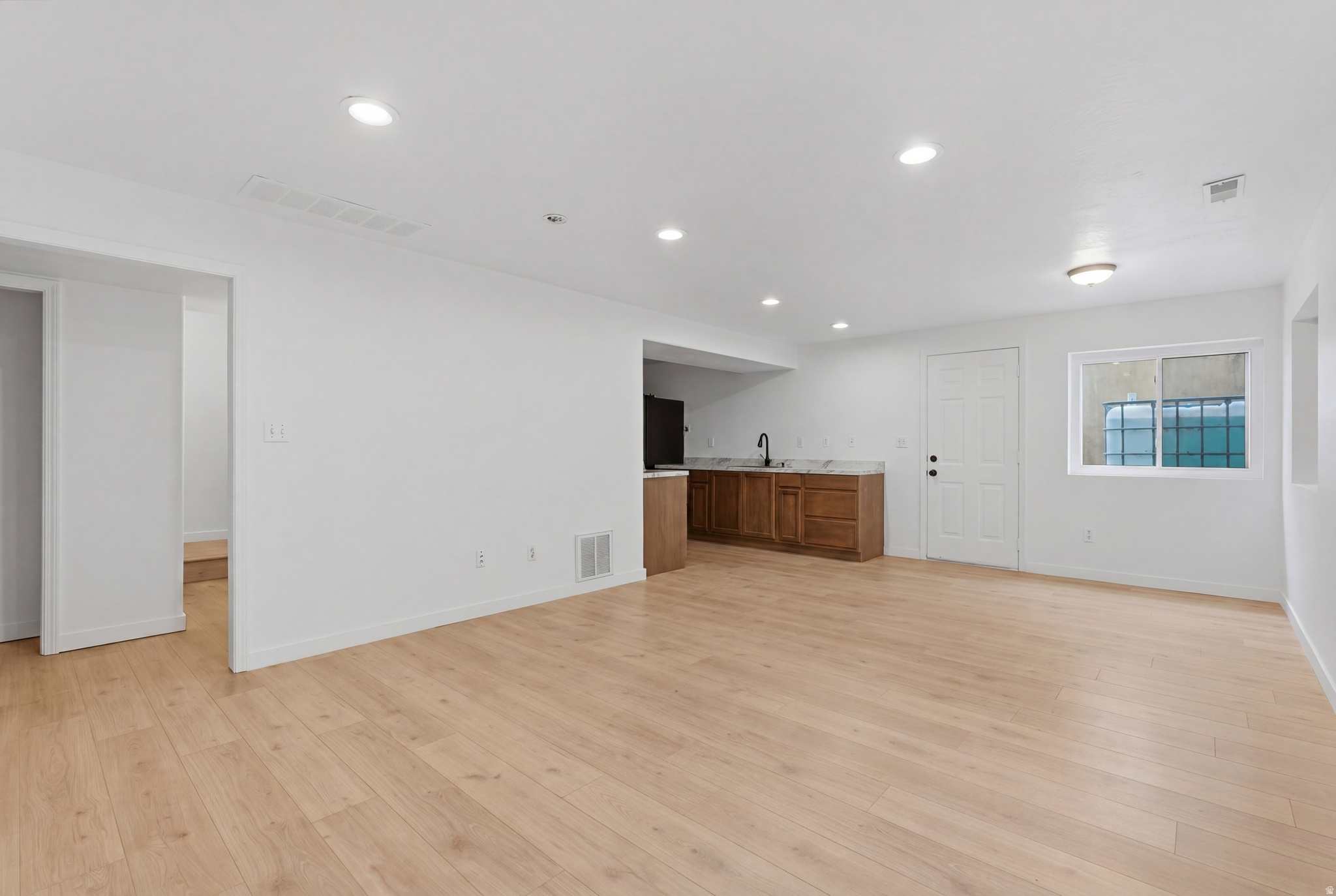 WADE SPRINGS - Residential