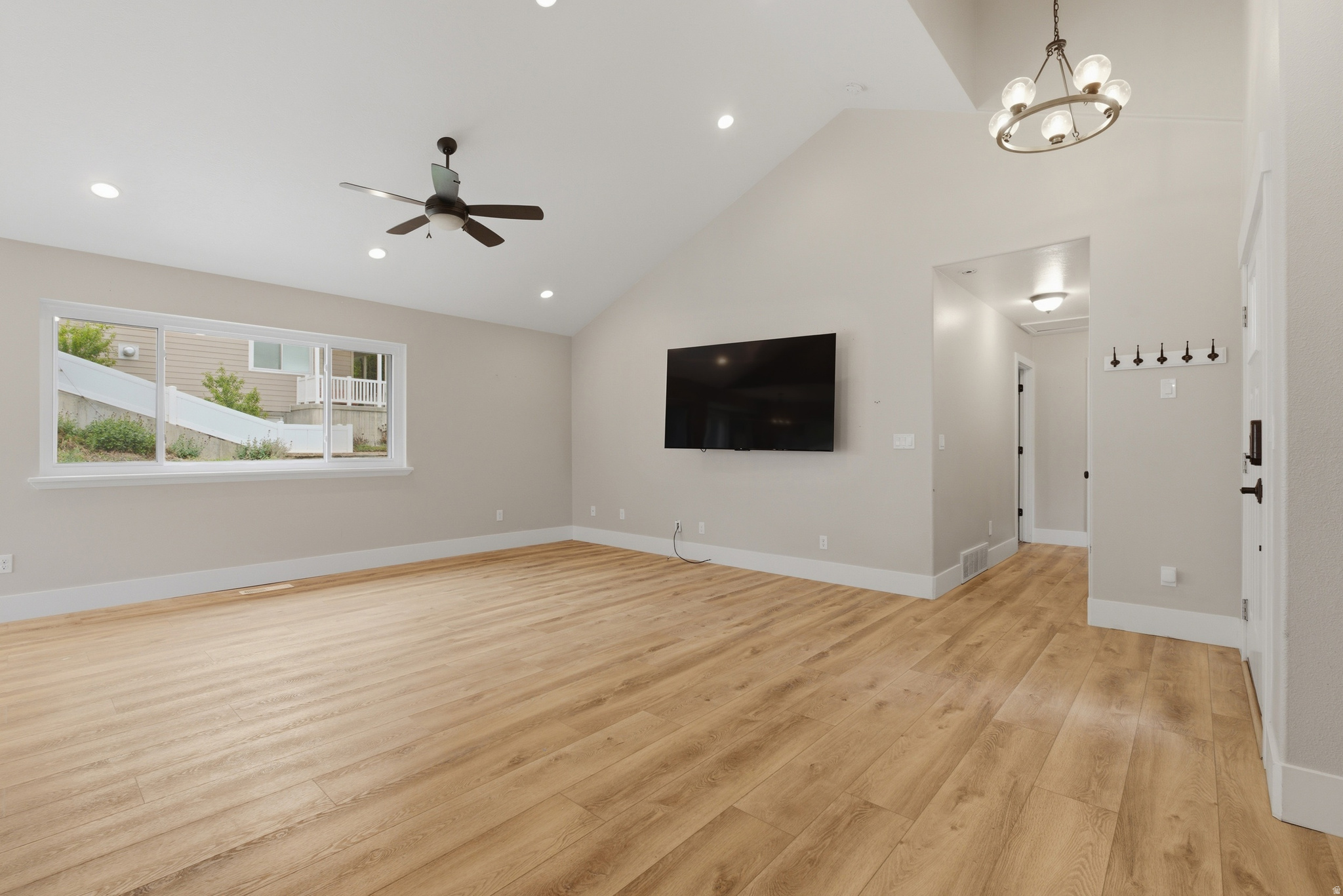 WADE SPRINGS - Residential