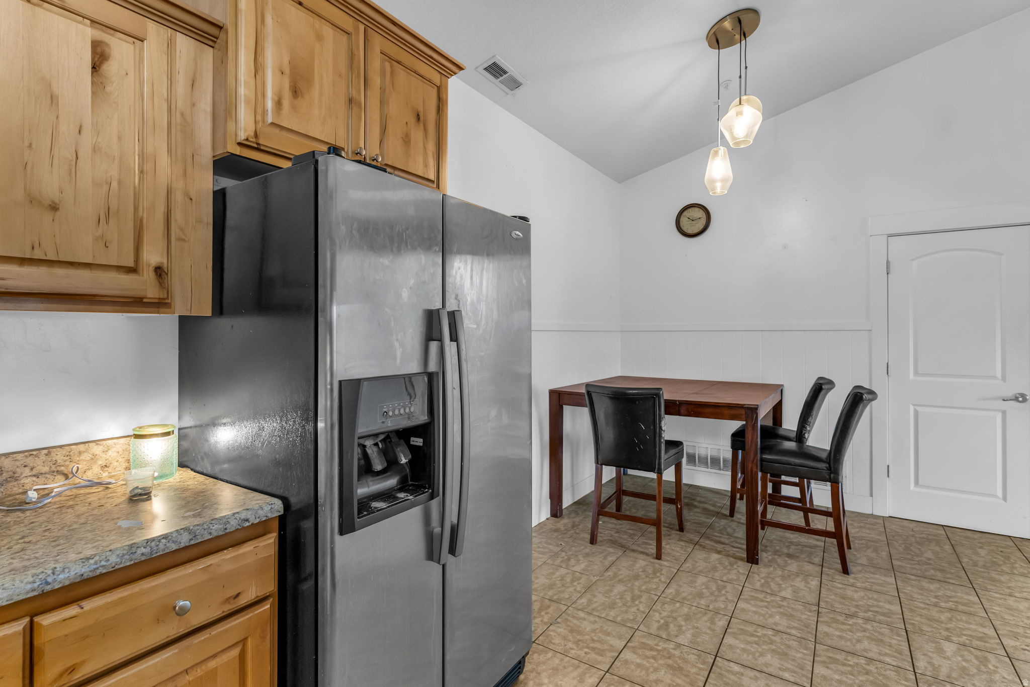 RIDGESTONE CONDOS - Residential