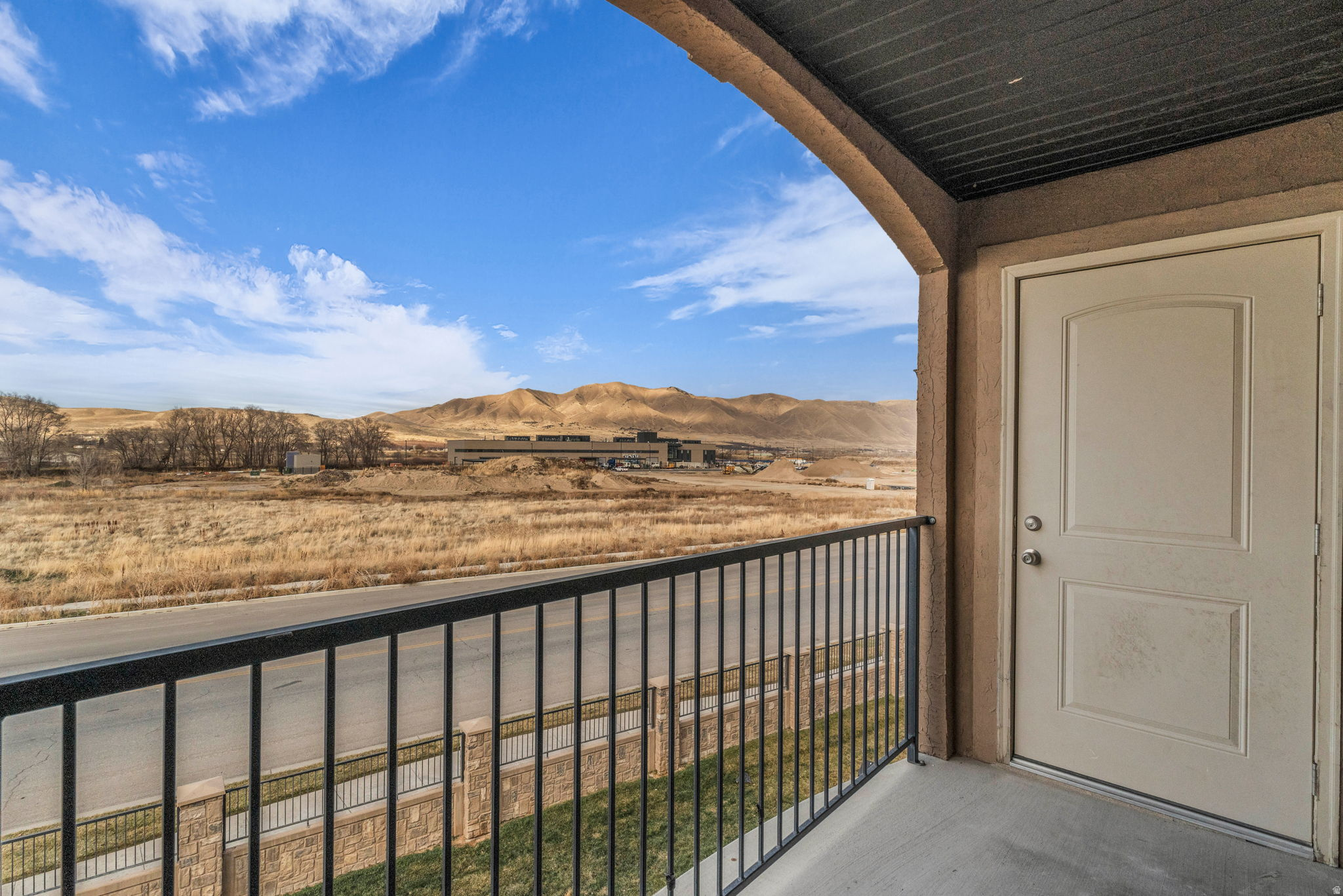 RIDGESTONE CONDOS - Residential