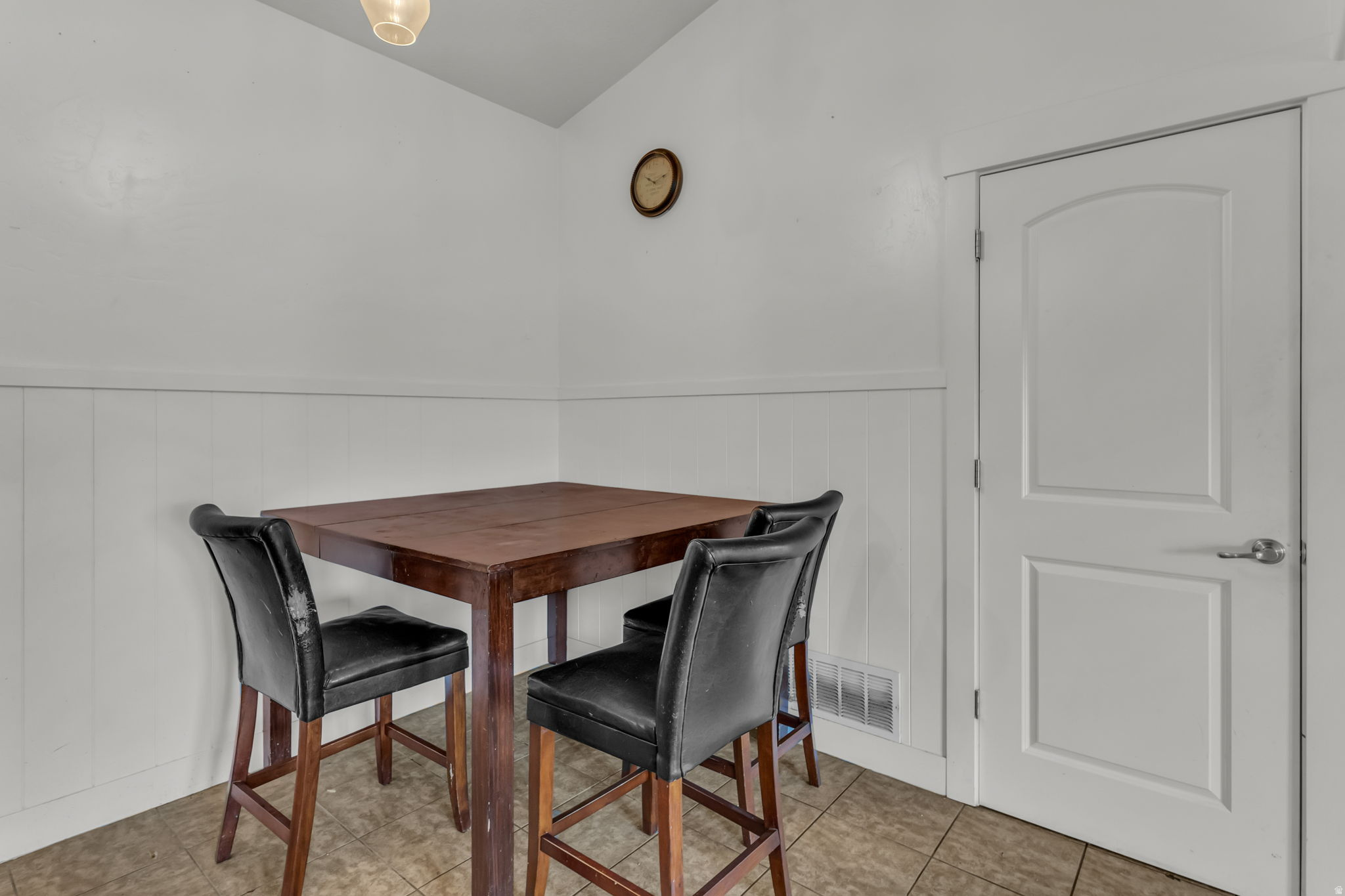 RIDGESTONE CONDOS - Residential