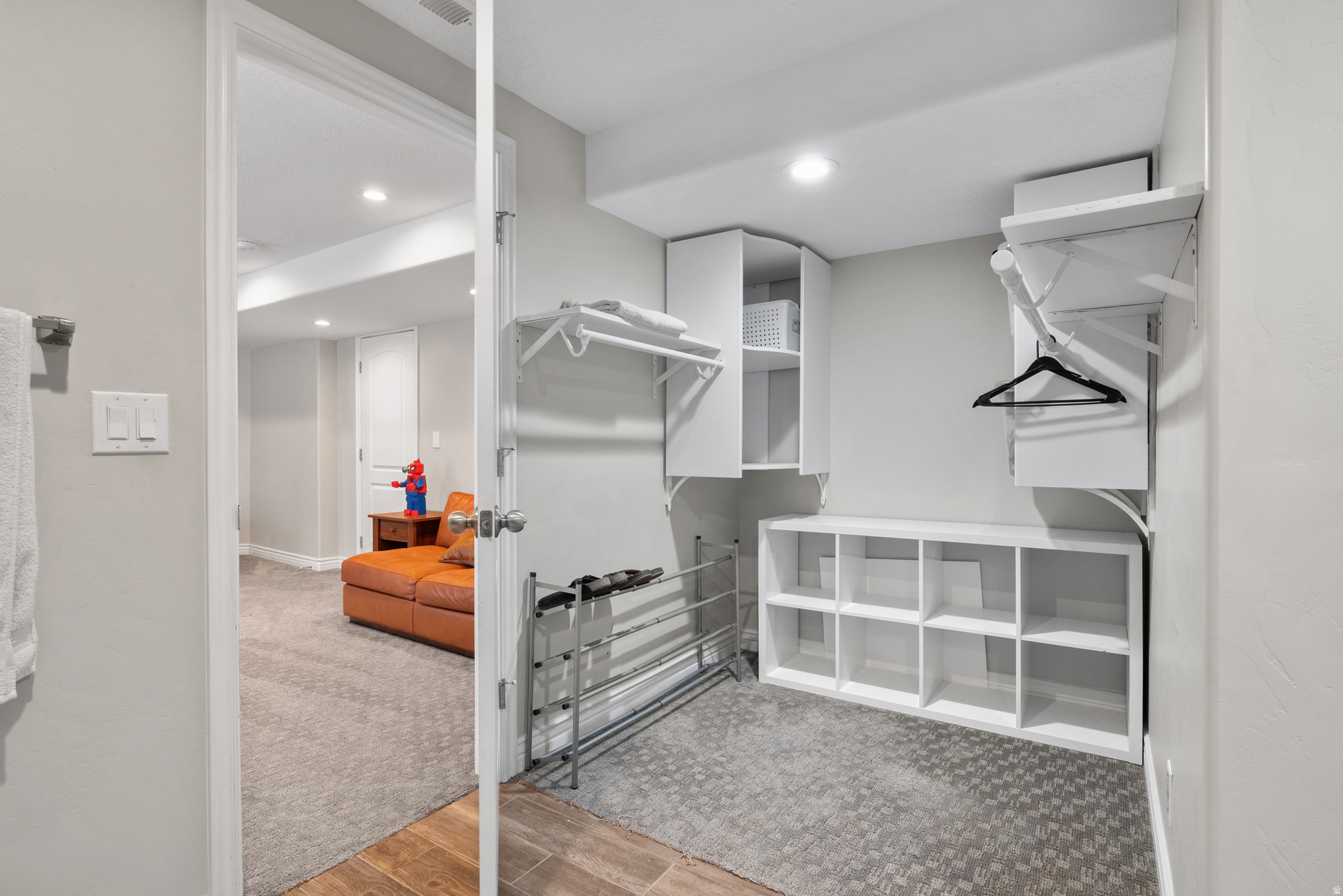 MEADOWS - Residential