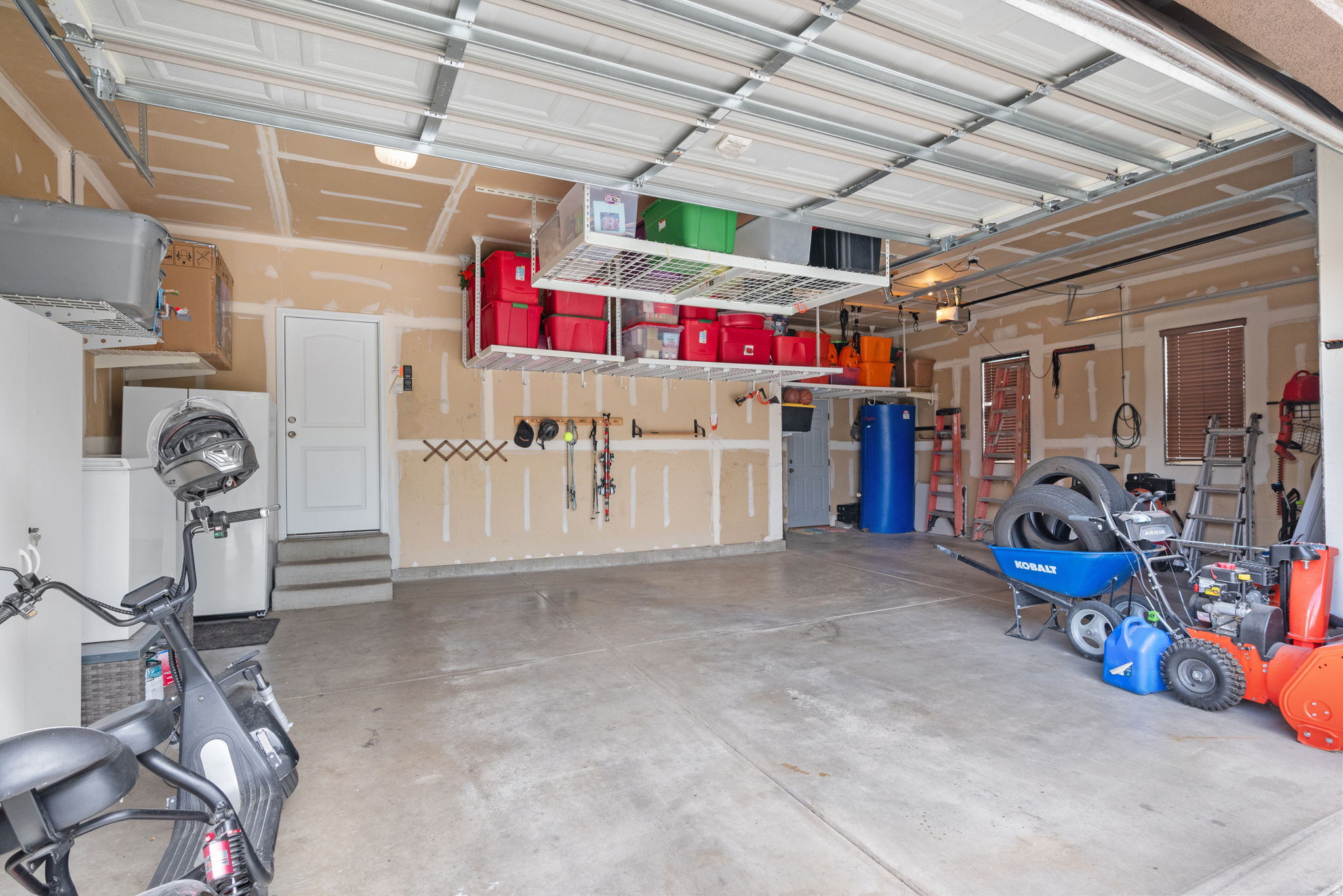 MEADOWS - Residential