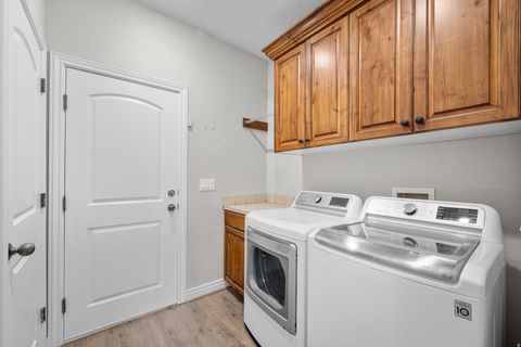 Tiny photo for 483 E CRYSTAL SPRING DR, Draper, UT 84020 (MLS # 2154094)