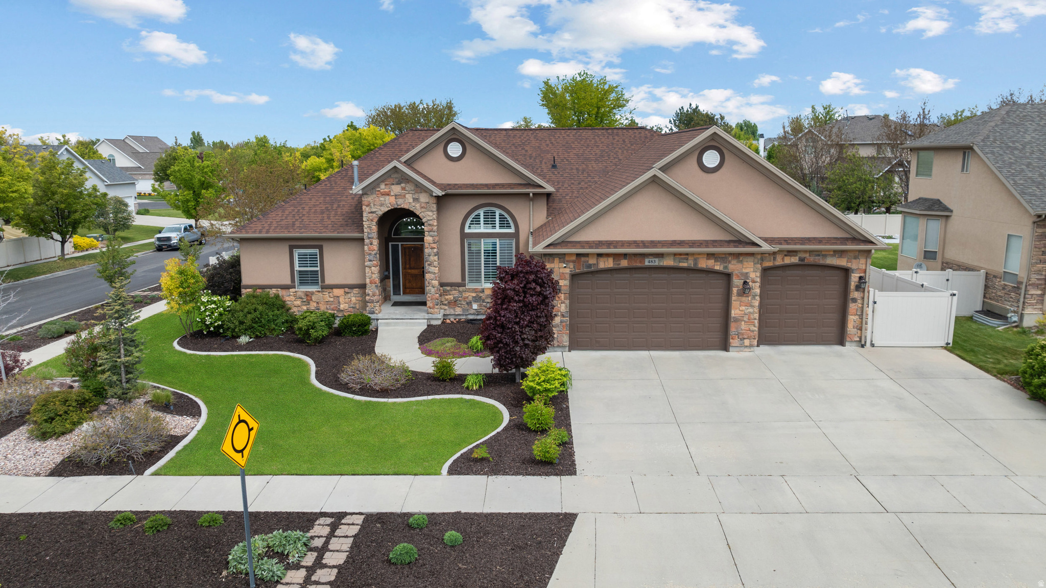 MEADOWS - Residential