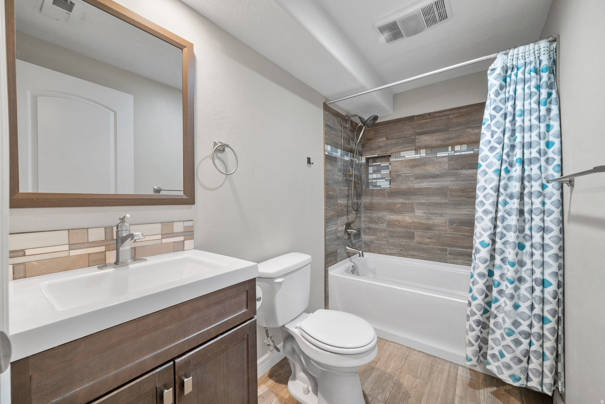 MEADOWS - Residential