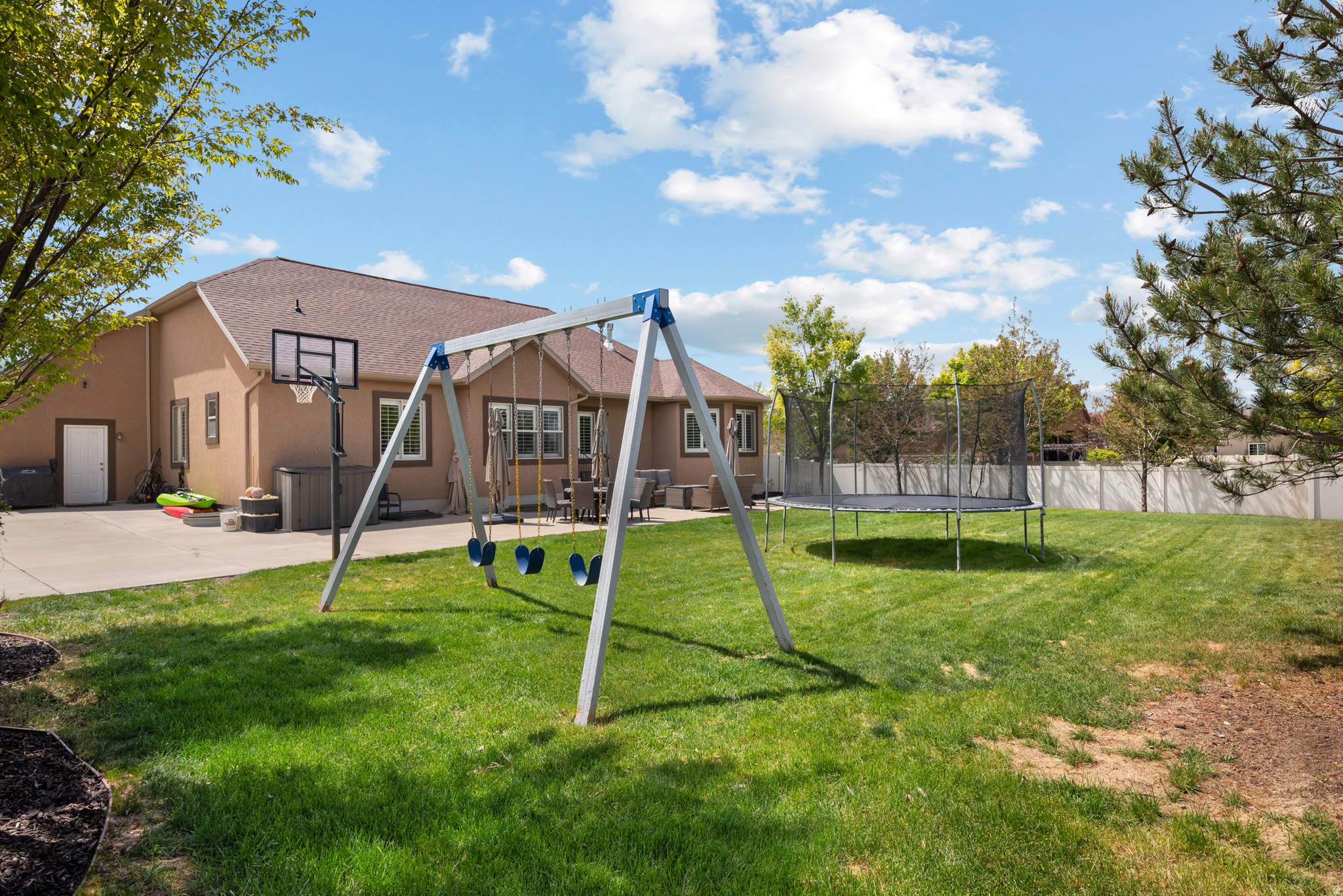 MEADOWS - Residential