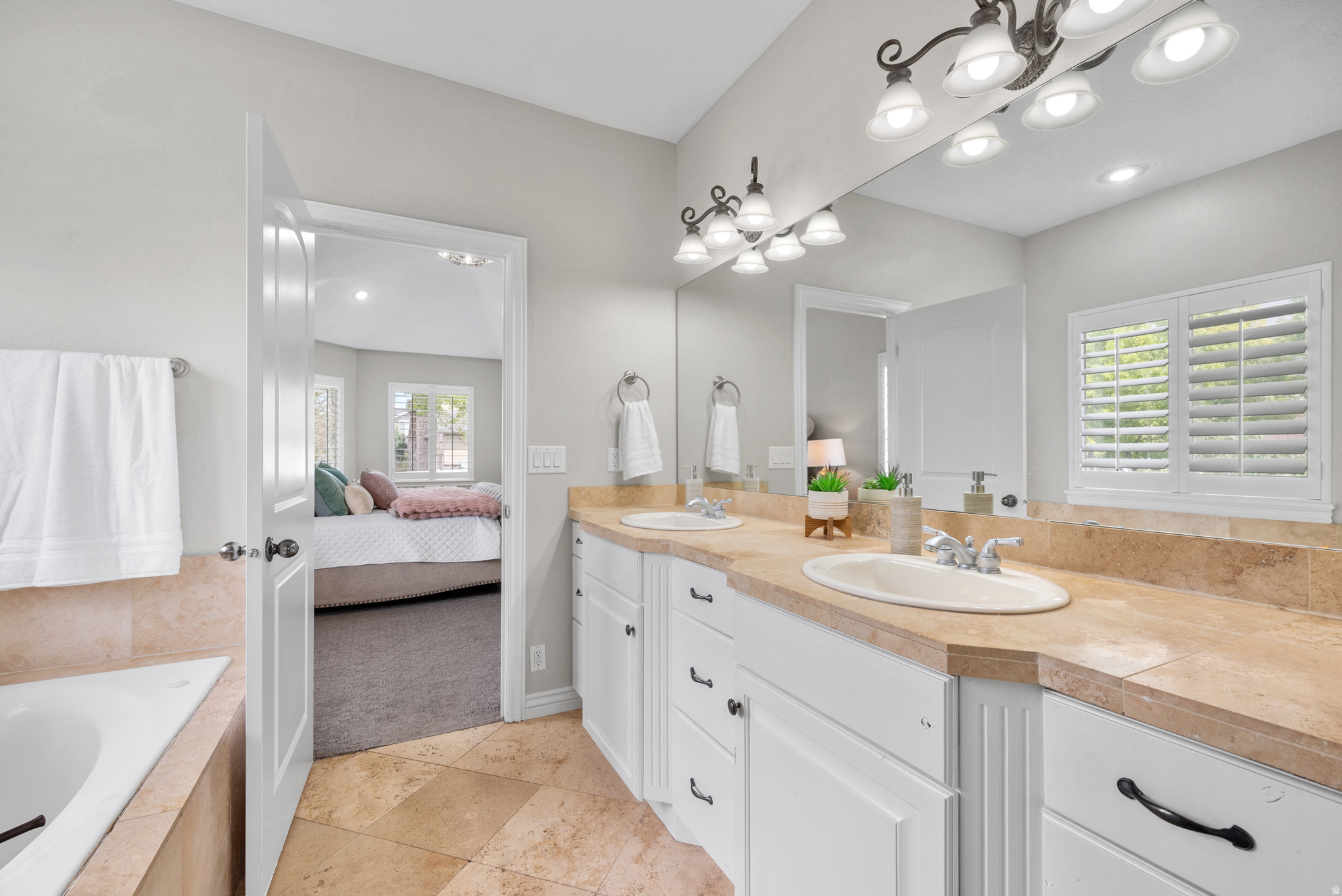 MEADOWS - Residential