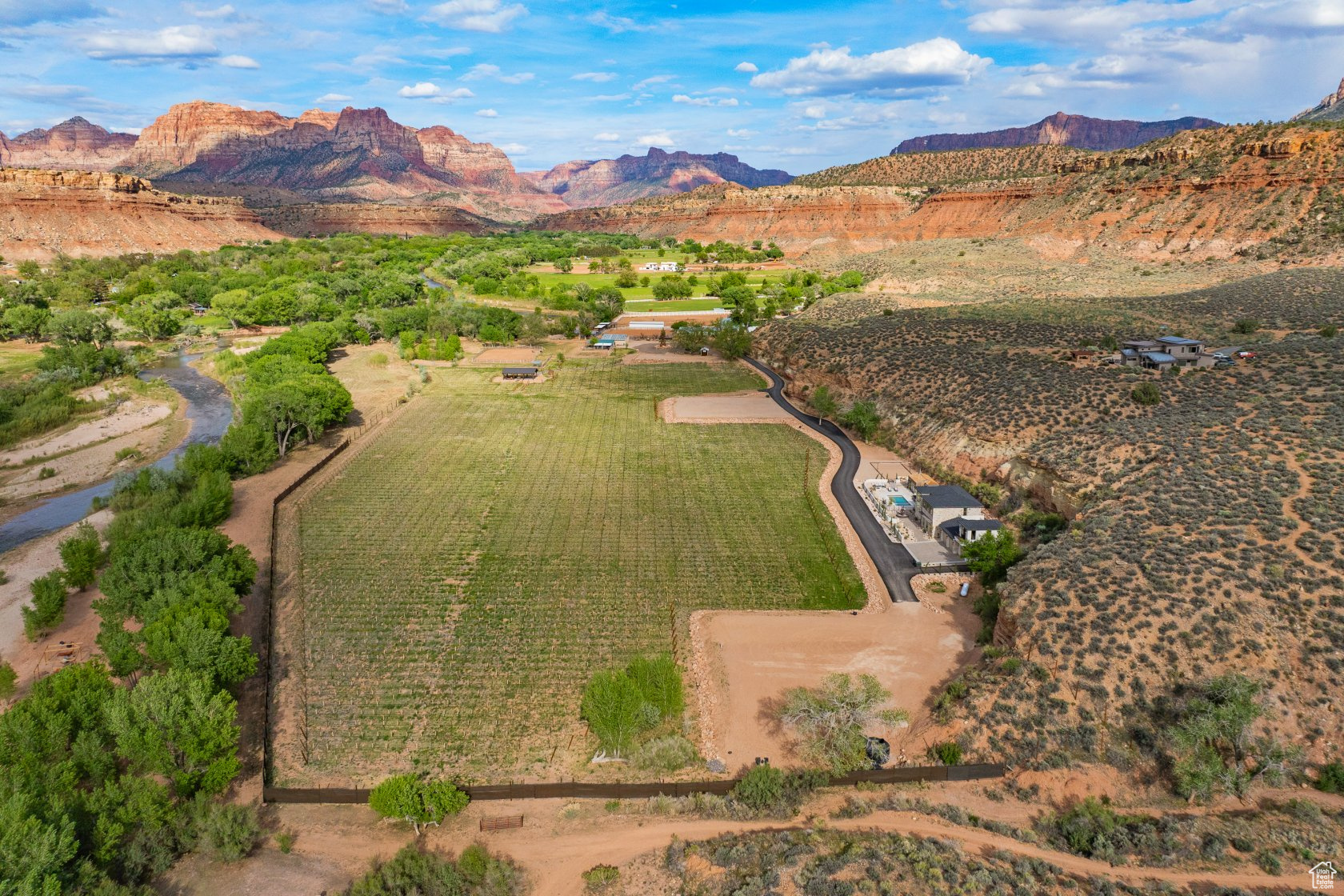 MINDIRA VINEYARDS - Residential