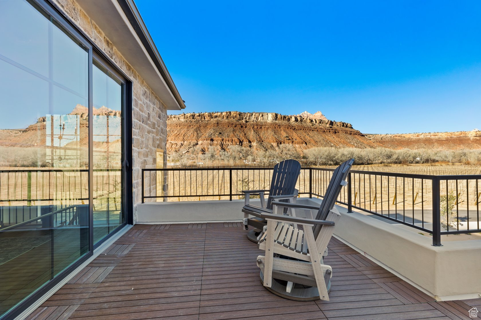 MINDIRA VINEYARDS - Residential