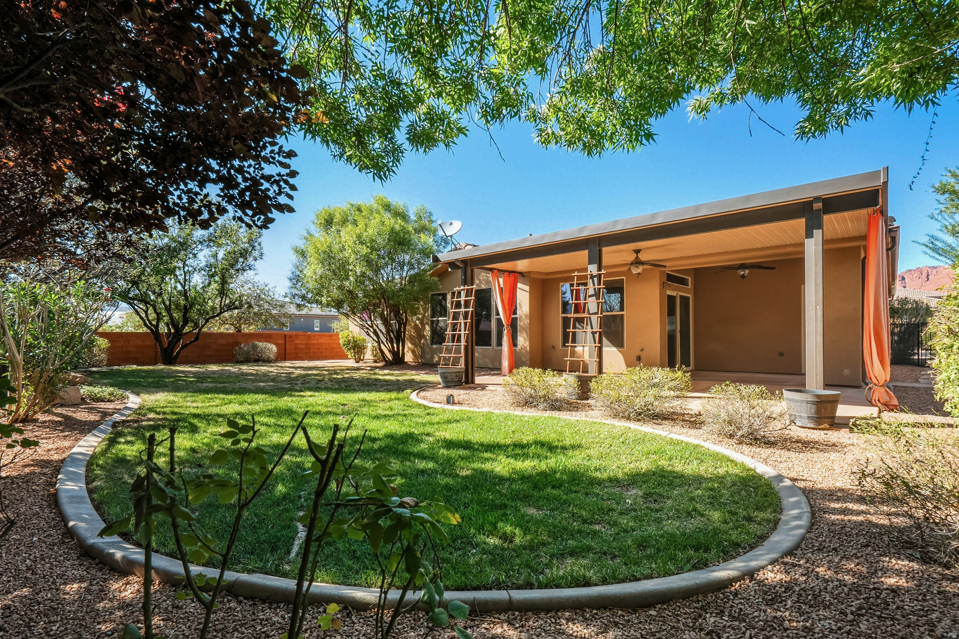 SHADOW CANYONS PH 1 OF IVINS - Residential