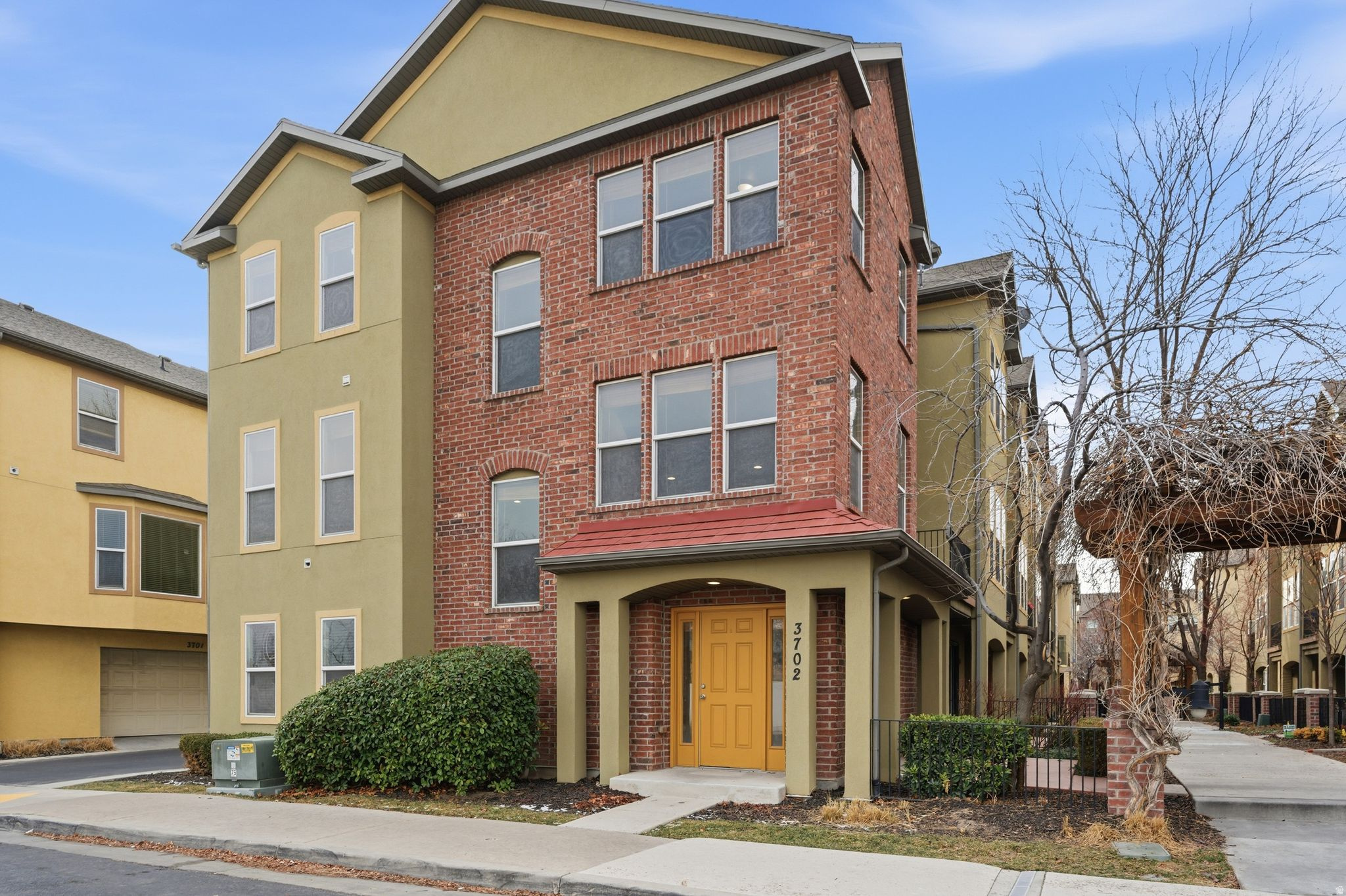 WAVERLY STATION - Residential