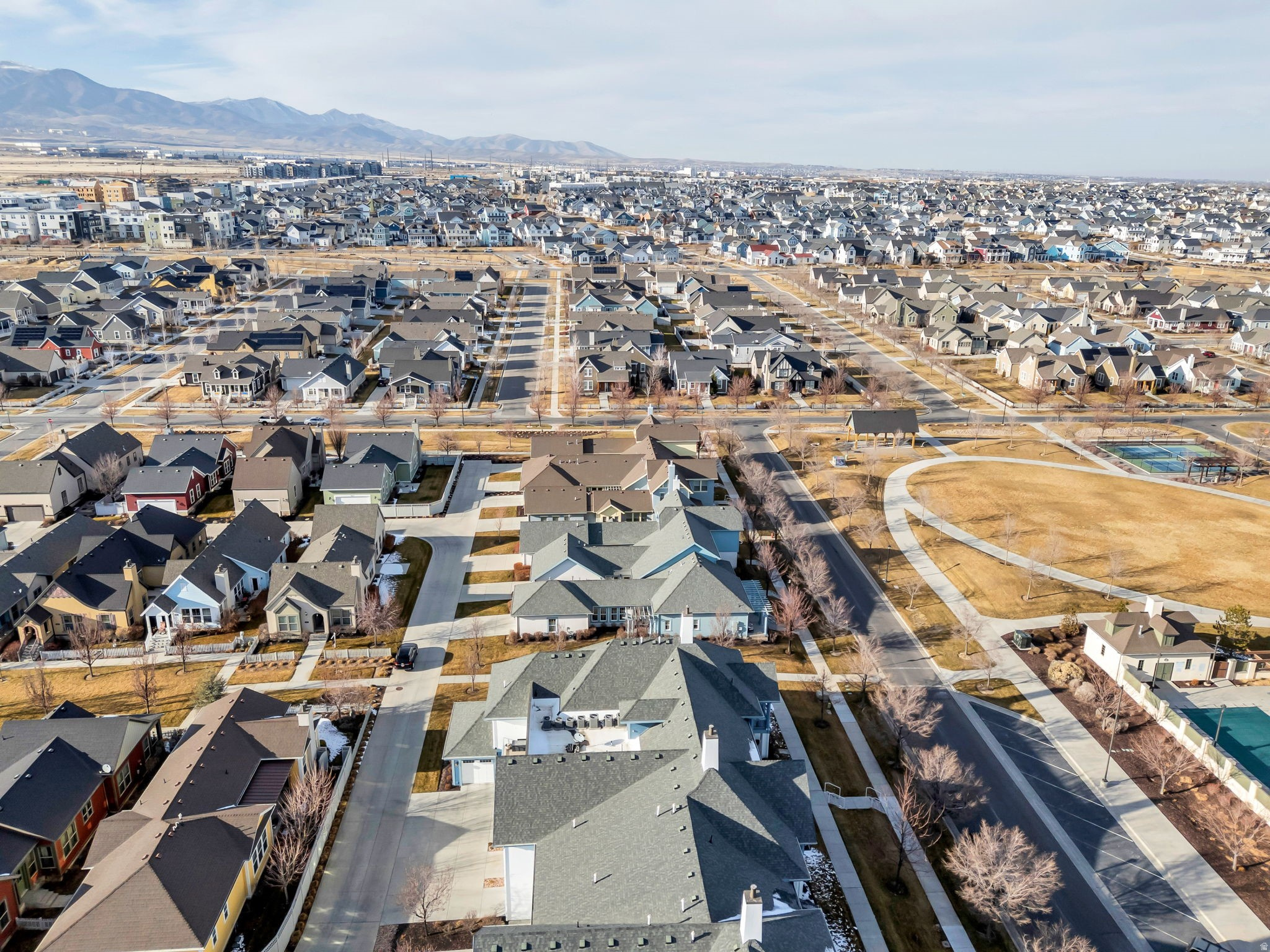 DAYBREAK - Residential