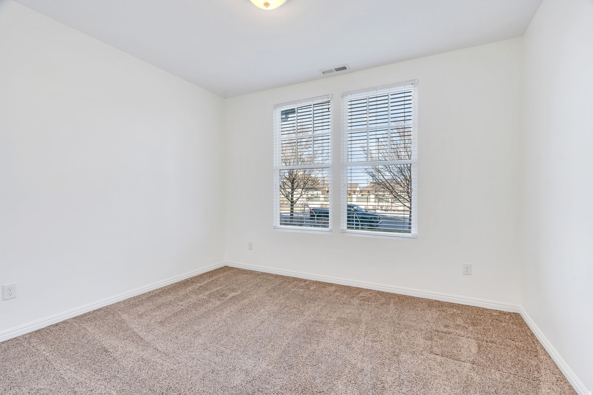 DAYBREAK - Residential