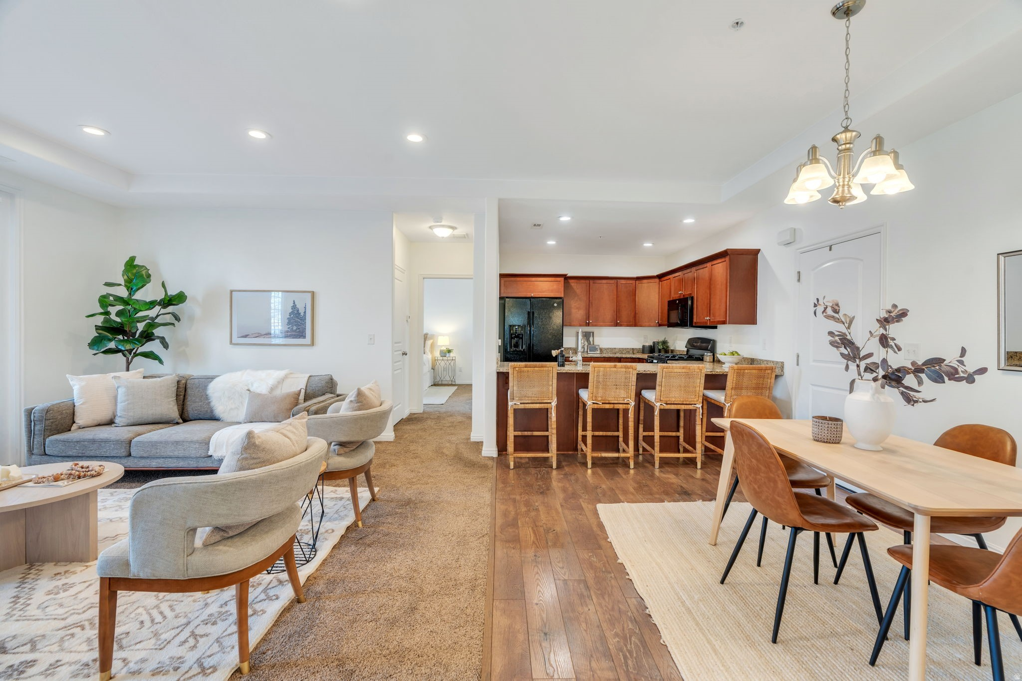 DAYBREAK - Residential