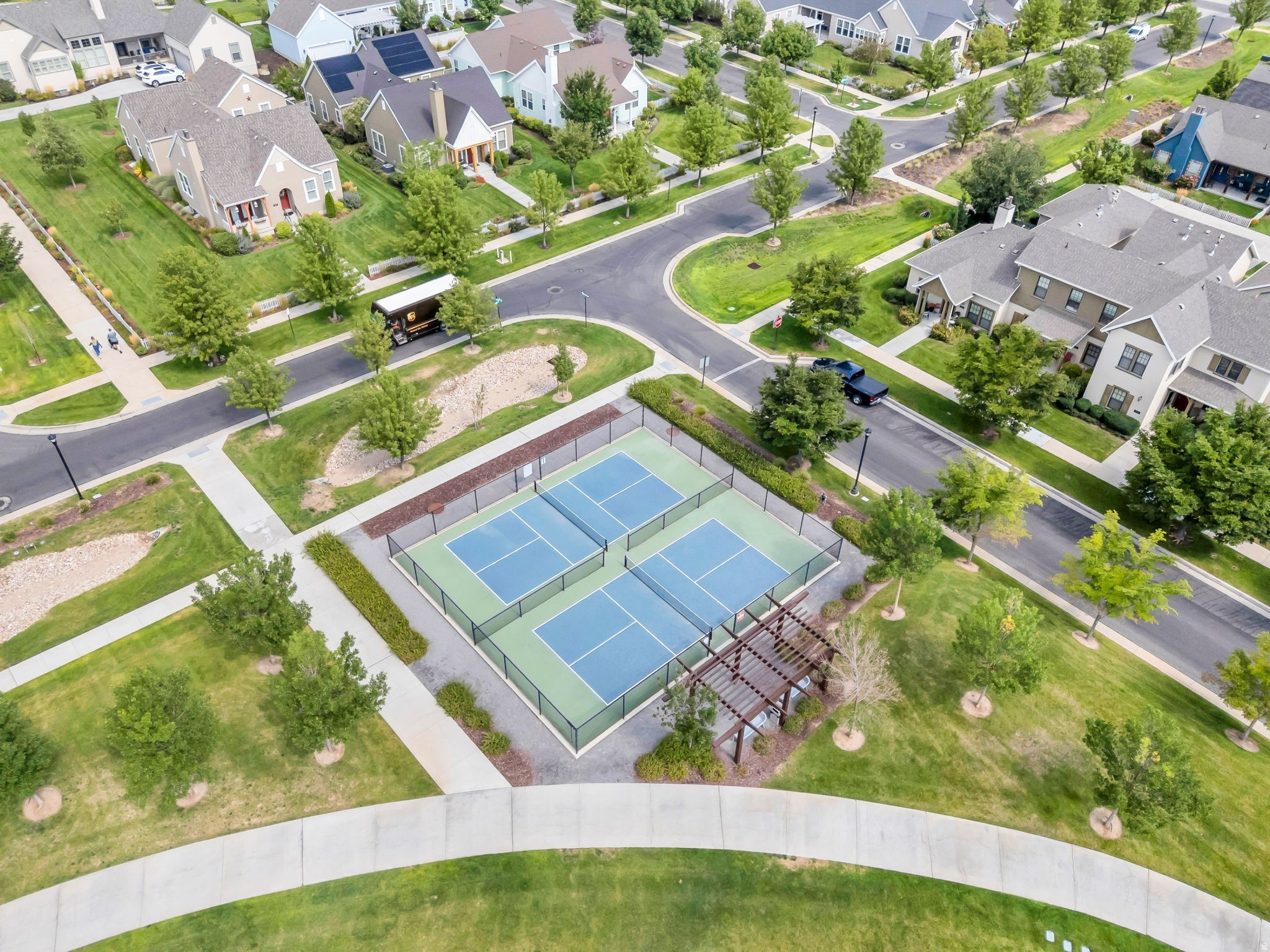 DAYBREAK - Residential