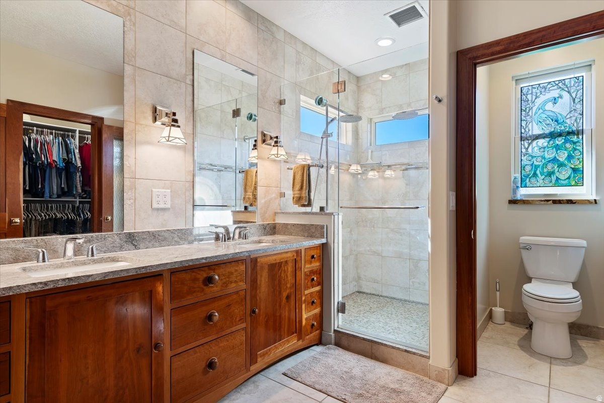 TRAPPER'S POINTE - Residential