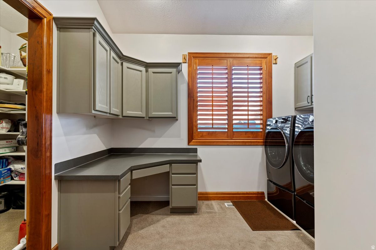 TRAPPER'S POINTE - Residential