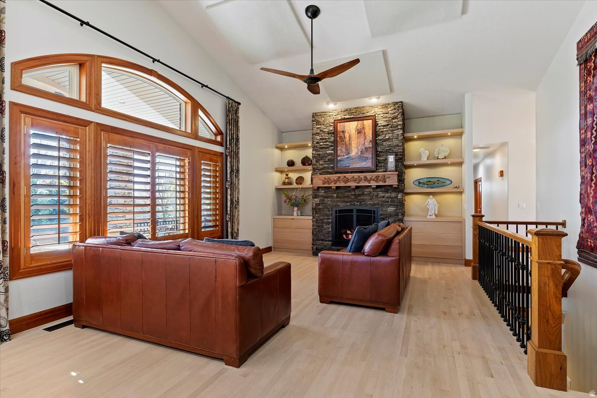 TRAPPER'S POINTE - Residential