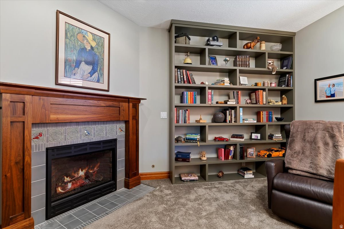 TRAPPER'S POINTE - Residential