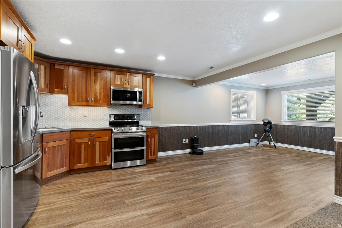 TRAPPER'S POINTE - Residential