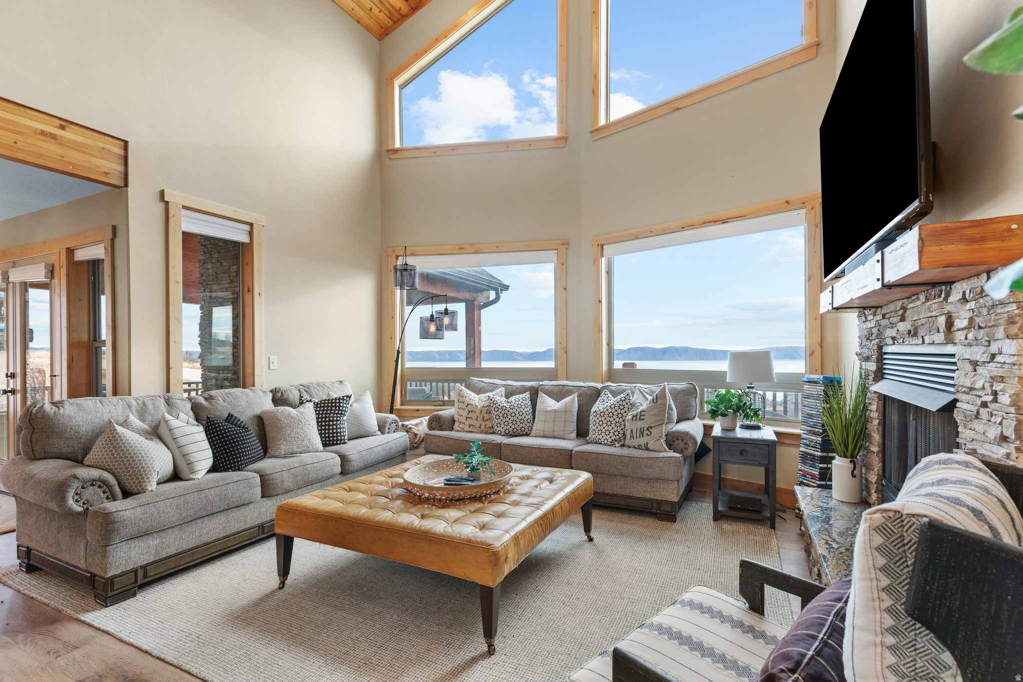 BEAR LAKE WEST SUB 9 LOT 426 - Residential