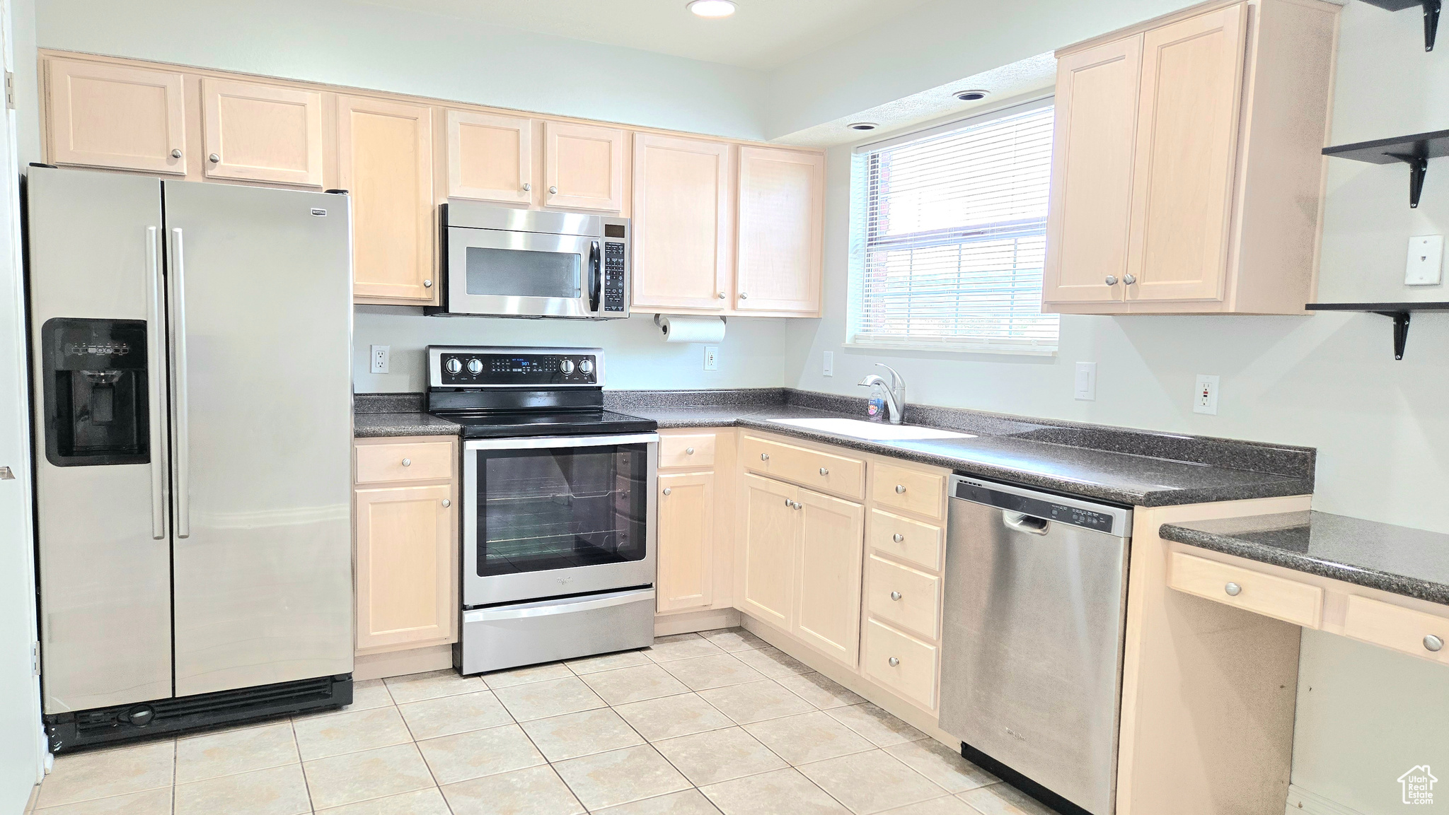 HERITAGE COVE - Residential