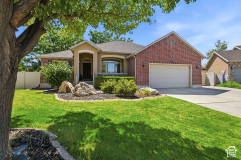 Photo of 1467 W 2850 S, Syracuse, UT 84075 (MLS # 2190105)