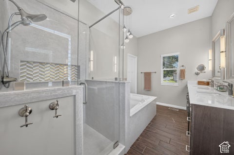 Tiny photo for 1467 W 2850 S, Syracuse, UT 84075 (MLS # 2190105)