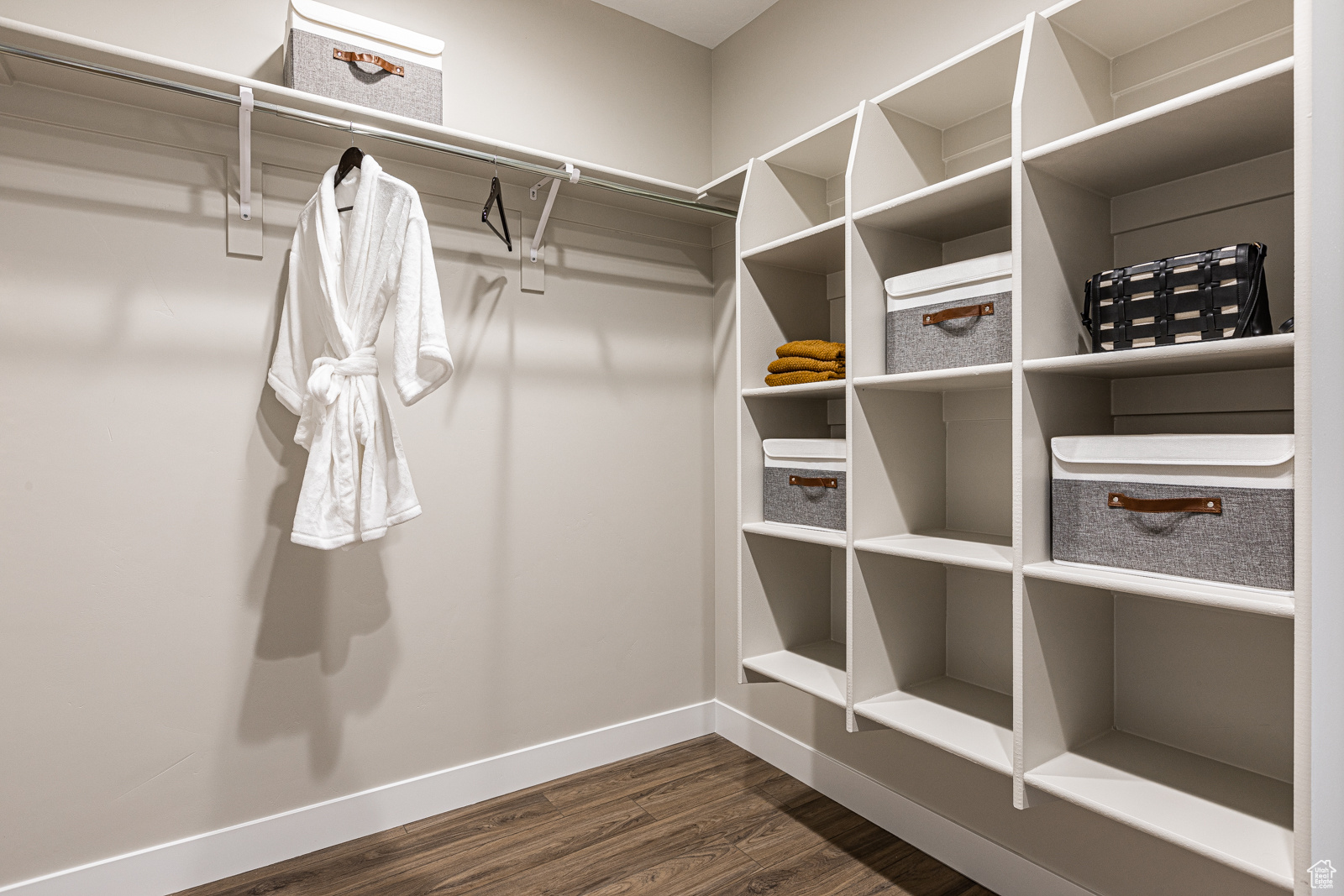 WILLOW ESTATES - Residential