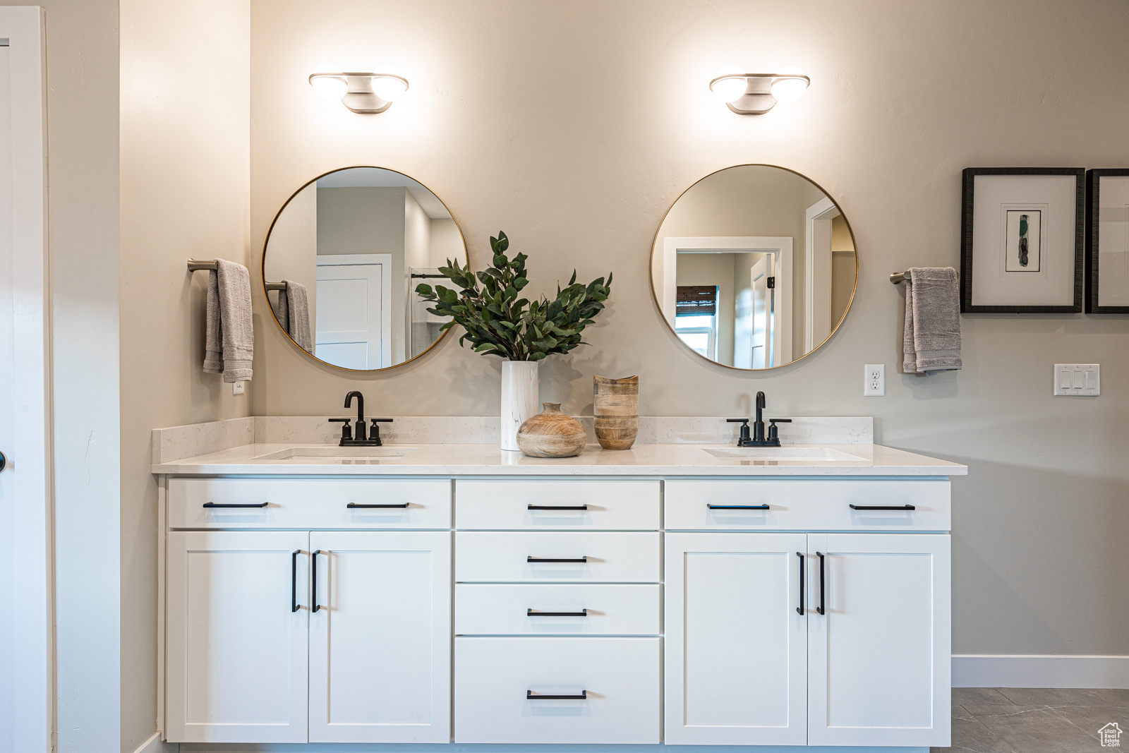 WILLOW ESTATES - Residential