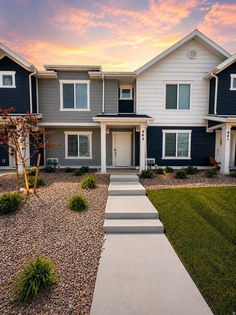 Townhouse For Sale - 943 Jack Dr #2201<br/> Saratoga Springs, UT 84045