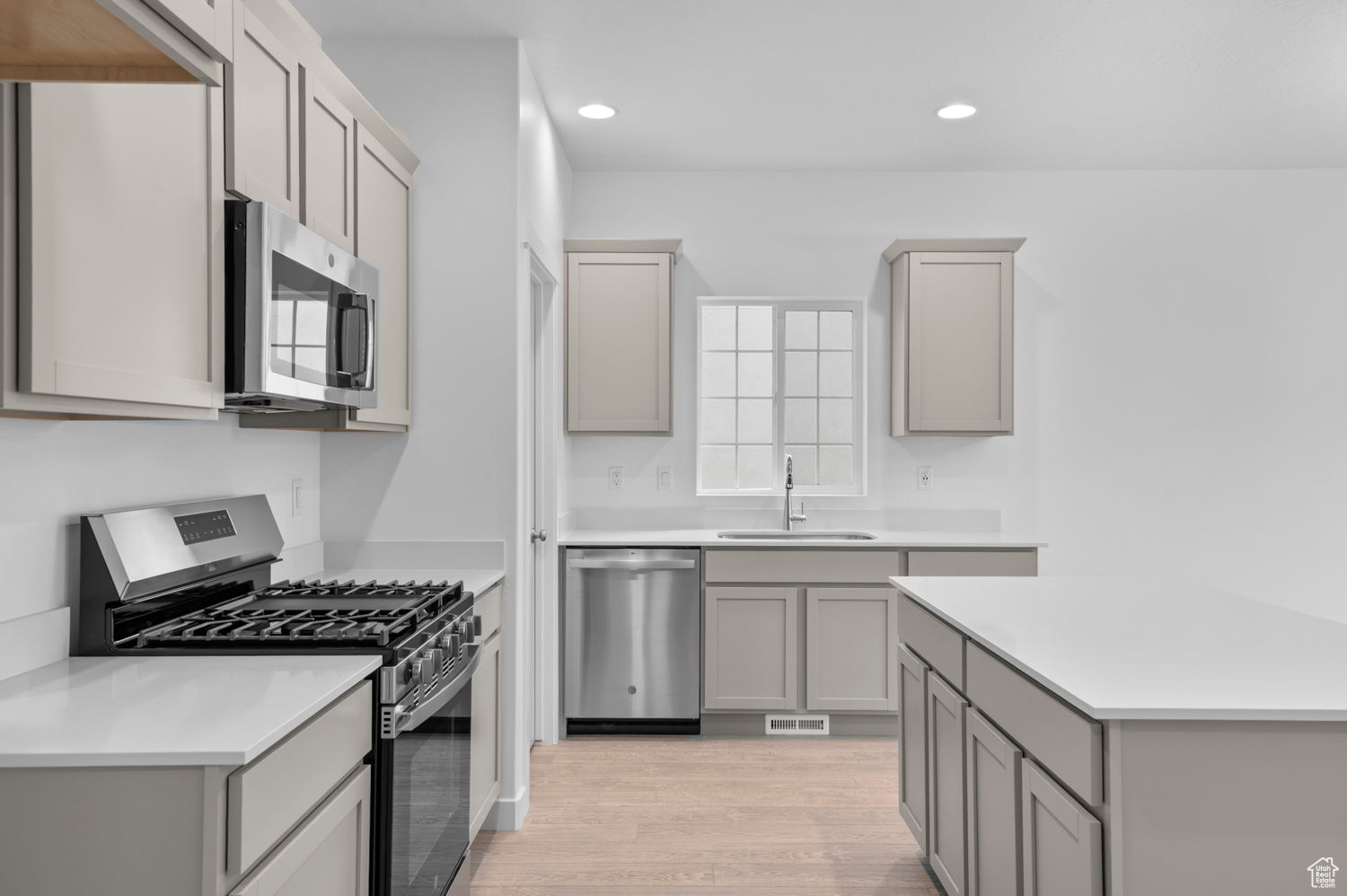 7780 W Blawn Wash Ln, Magna, Utah image 10