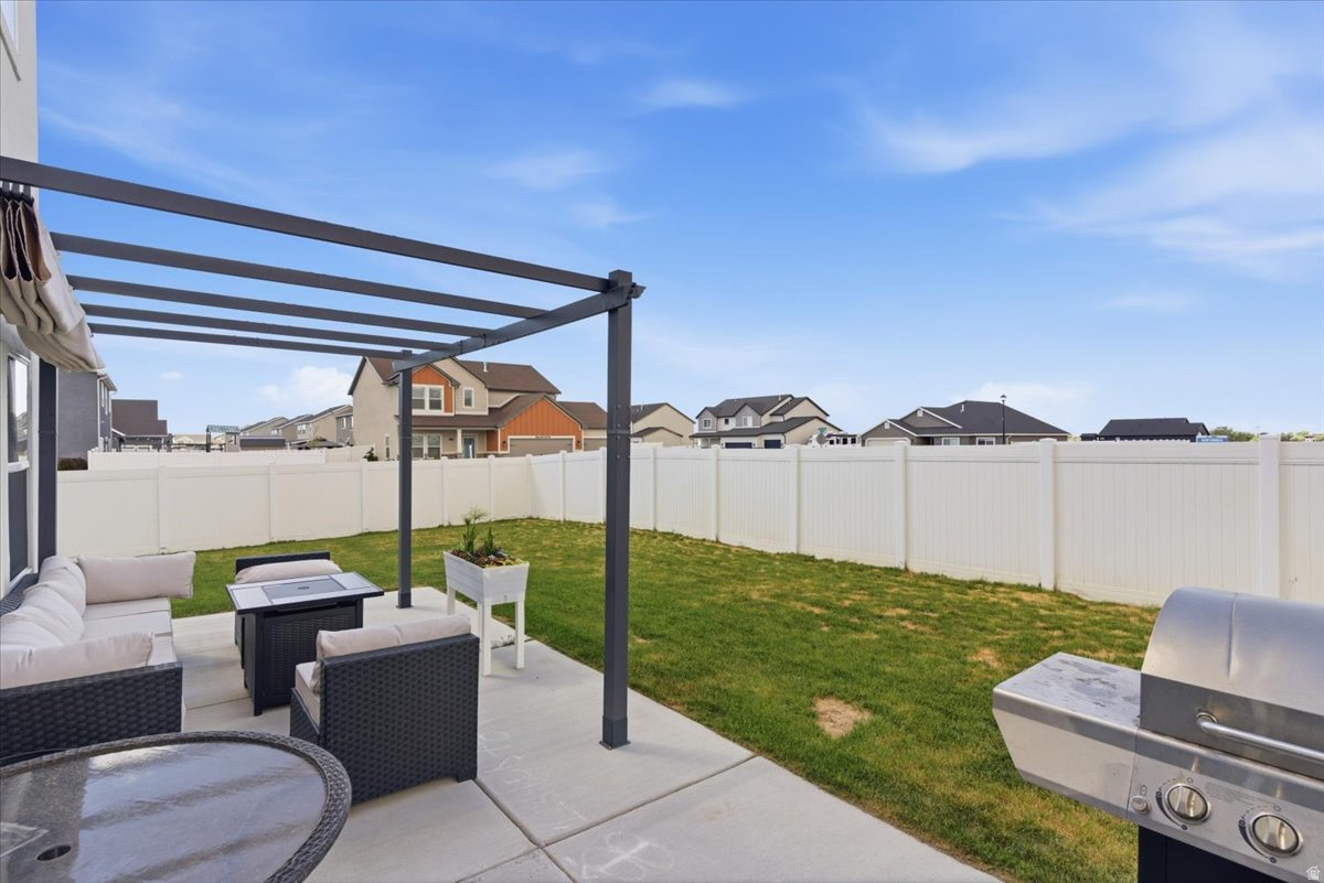 ASPIRE POINTE - Residential