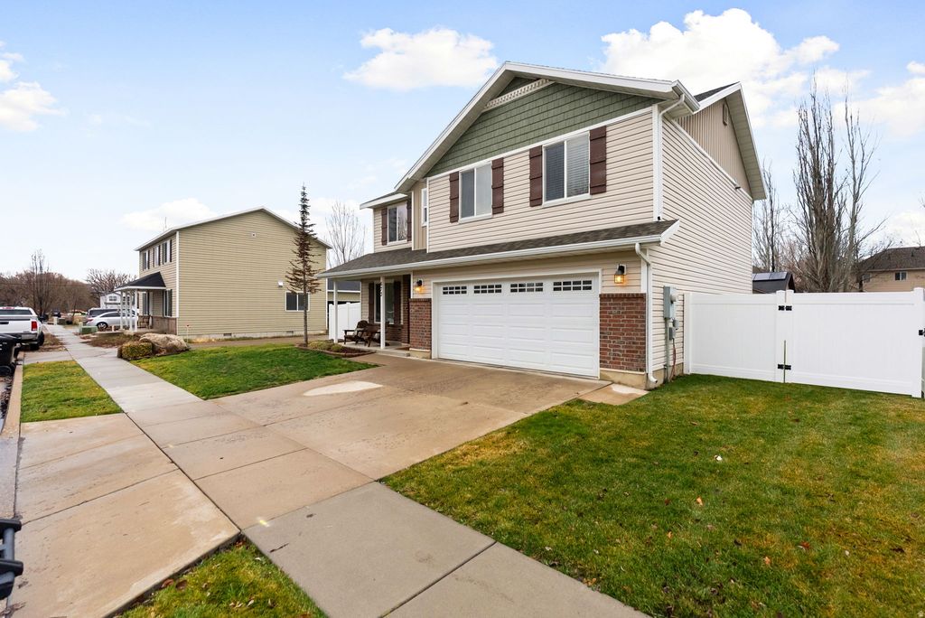 Photo of 673 W 760 S, Logan, UT 84321 (MLS # 2130444)