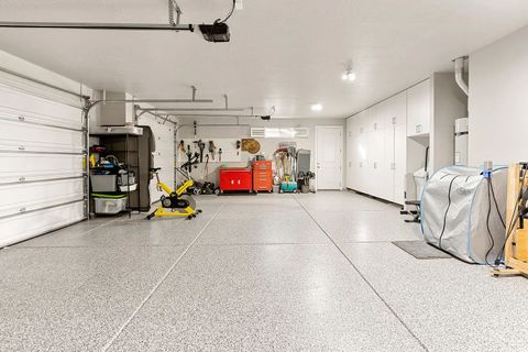 Tiny photo for 2046 N VISTA DR, Washington, UT 84780 (MLS # 2134315)