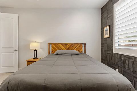 Tiny photo for 2046 N VISTA DR, Washington, UT 84780 (MLS # 2134315)