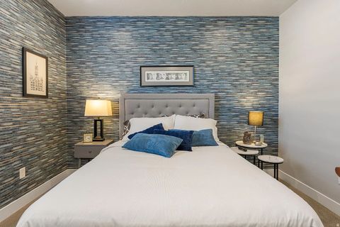 Tiny photo for 2046 N VISTA DR, Washington, UT 84780 (MLS # 2134315)