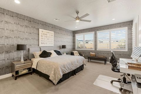 Tiny photo for 2046 N VISTA DR, Washington, UT 84780 (MLS # 2134315)