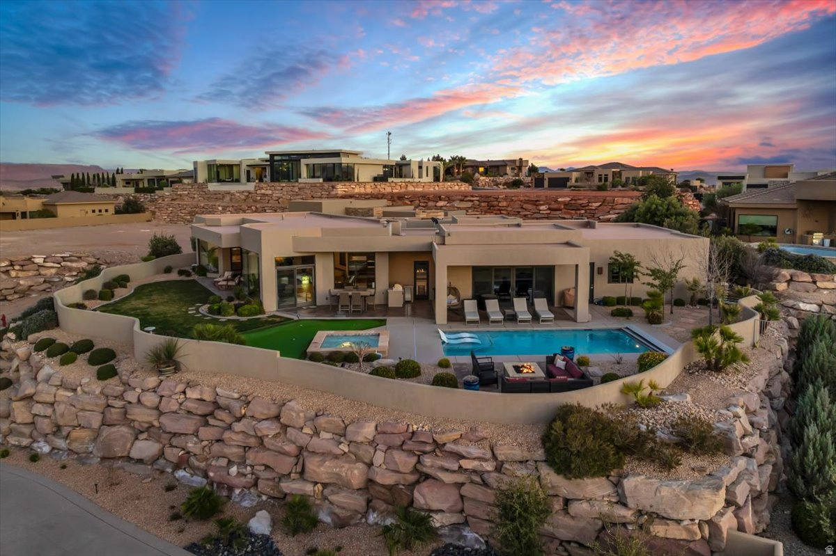 STONE CLIFF PH 10 - Residential