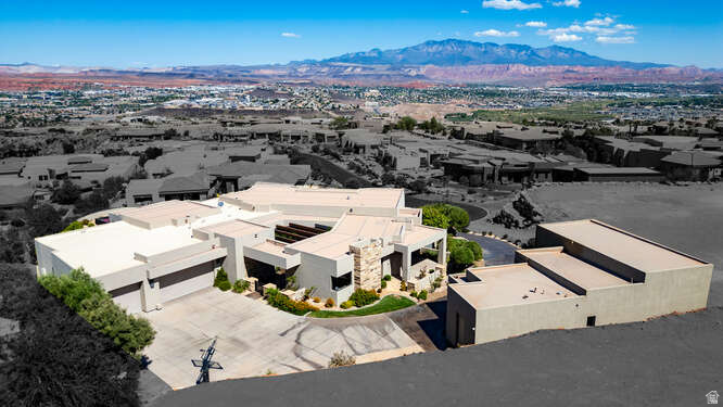 STONE CLIFF PH 10 - Residential