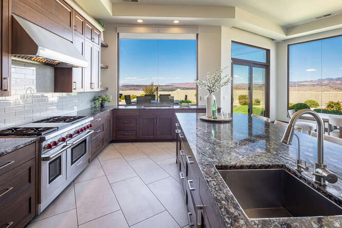 STONE CLIFF PH 10 - Residential