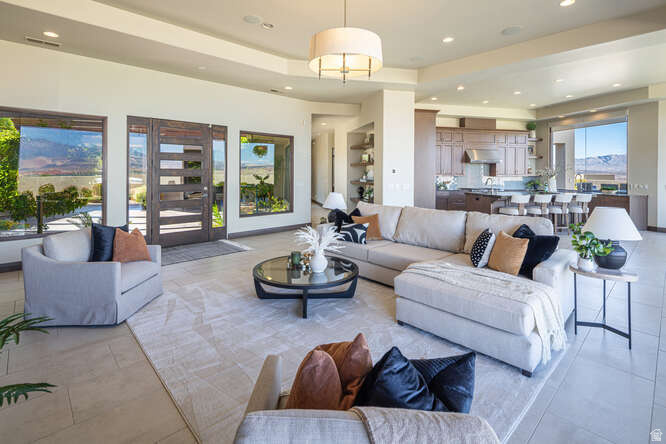 STONE CLIFF PH 10 - Residential