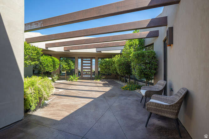 STONE CLIFF PH 10 - Residential