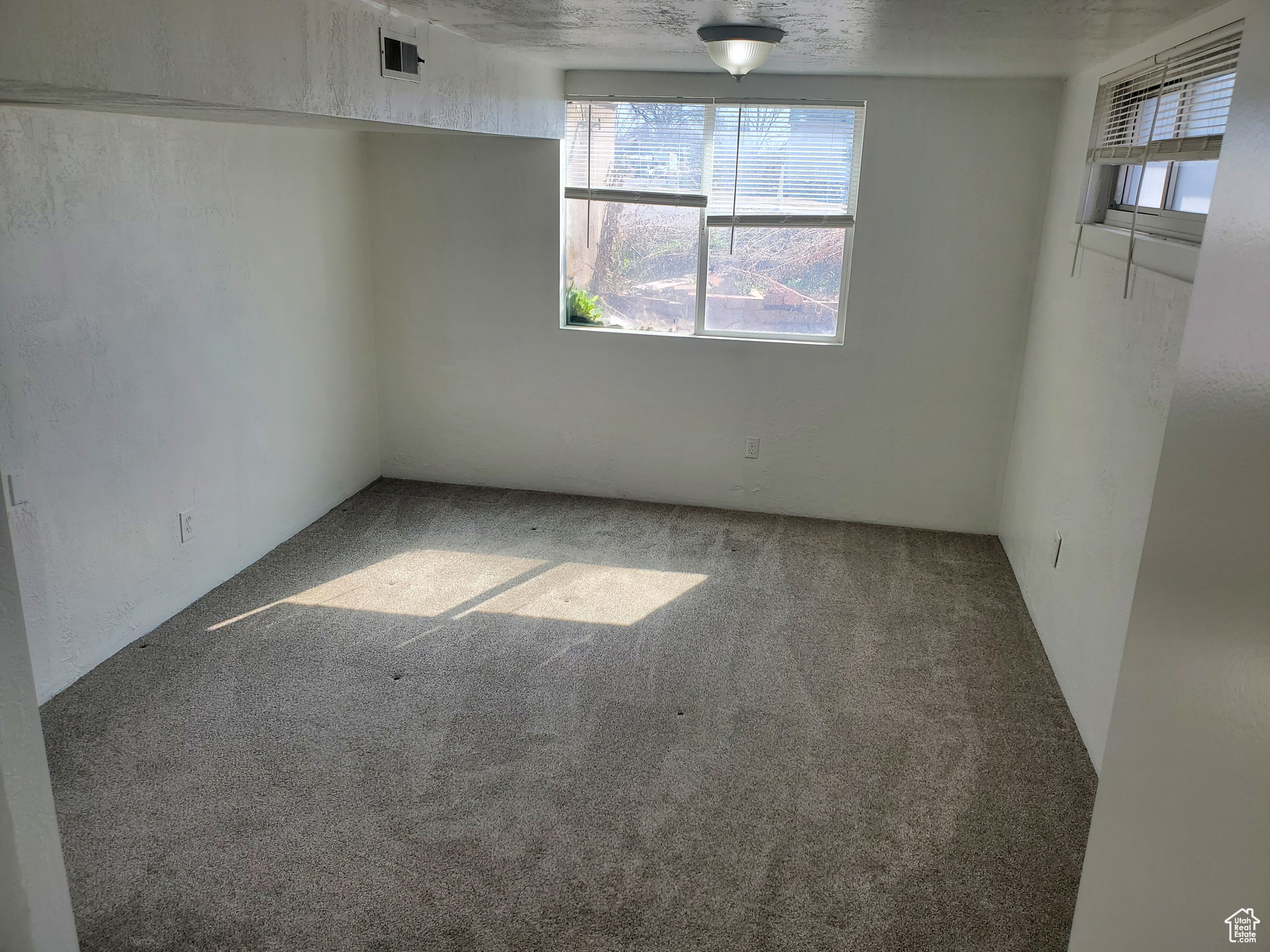 397 E 200, Kaysville, Utah image 15