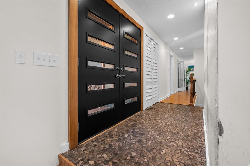 Photo of 1593 E SECLUDED CIR S, Ogden, UT 84403 (MLS # 2145889)