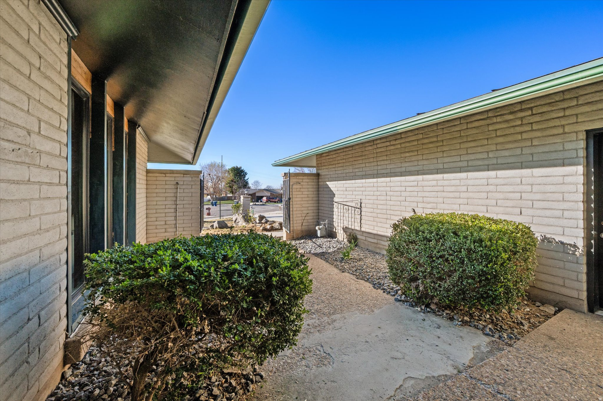 FOREST GREEN ESTATES - Residential