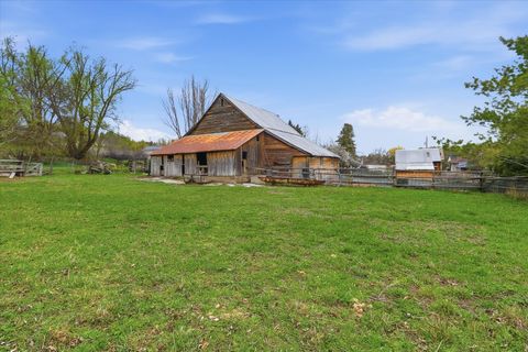 Tiny photo for 18 E 300 S, Mendon, UT 84325 (MLS # 2147249)