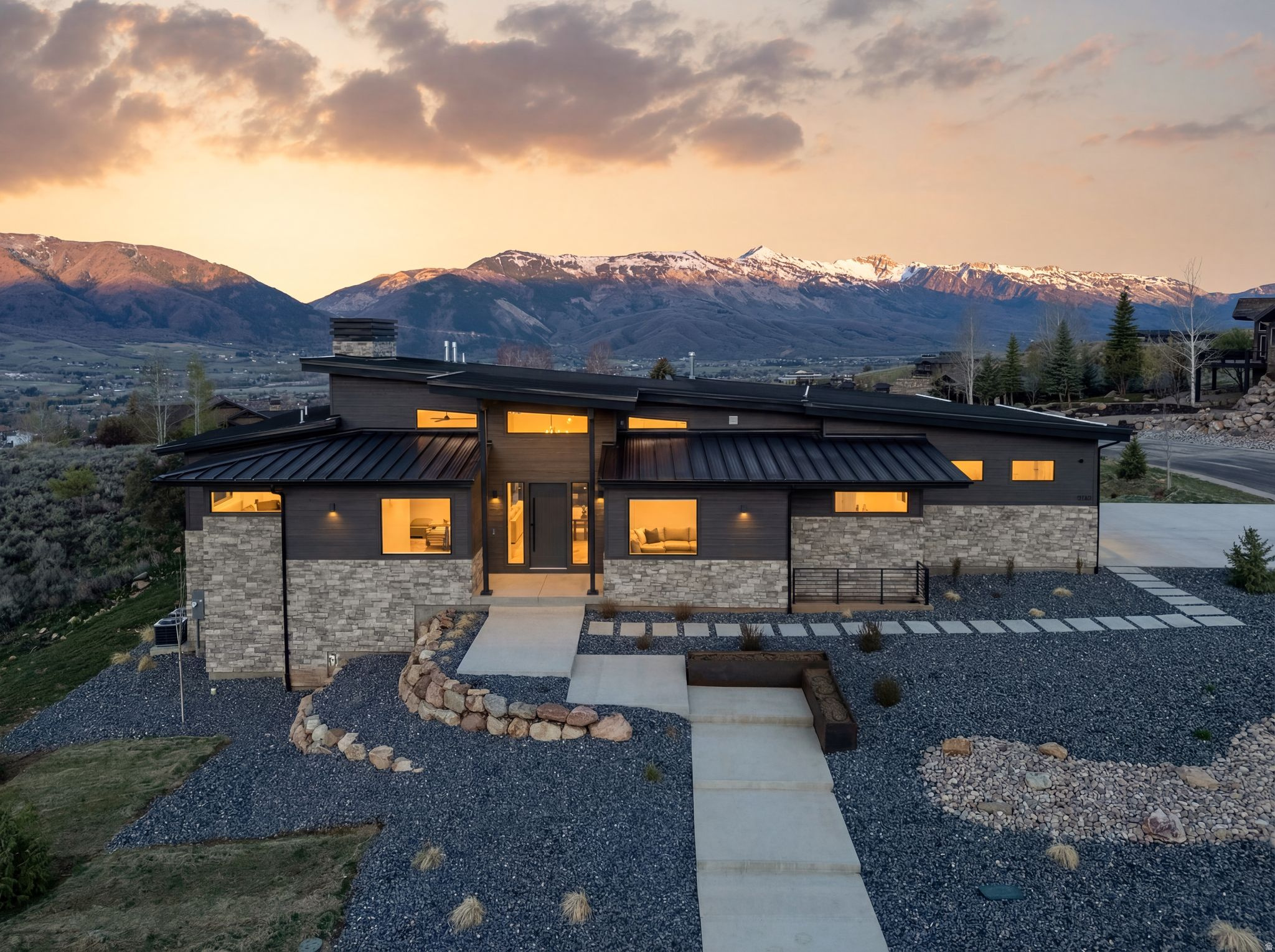 HIGHLANDS AT WOLF CREEK - Residential