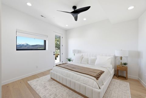 Tiny photo for 5585 E HIGHLAND VIEW CT, Eden, UT 84310 (MLS # 2148935)